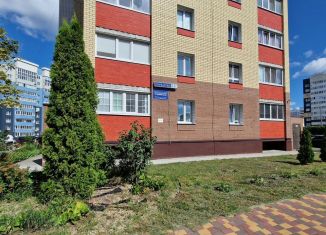 Продажа двухкомнатной квартиры, 60.2 м2, Брянск, улица Горбатова, 33