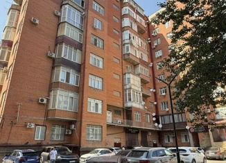 Продам 2-ком. квартиру, 68 м2, Махачкала, улица Ушакова, 3Г