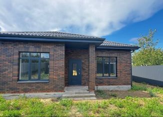 Продаю дом, 140 м2, поселок Щепкин, улица Строителей