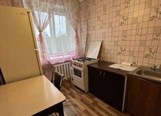 Сдаю в аренду 1-комнатную квартиру, 38 м2, Майкоп, Краснооктябрьская улица, 27