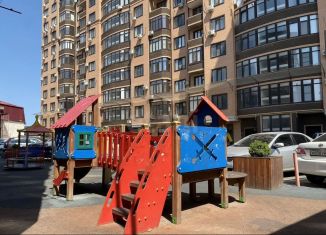 Продам 2-комнатную квартиру, 82.9 м2, Махачкала, улица Устарбекова, 6