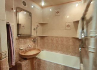 Продается 2-комнатная квартира, 41.1 м2, Дзержинск, улица Гастелло, 16