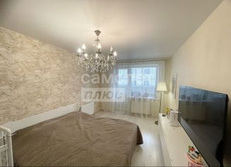 Продаю 2-ком. квартиру, 49 м2, Удмуртия, Удмуртская улица, 268