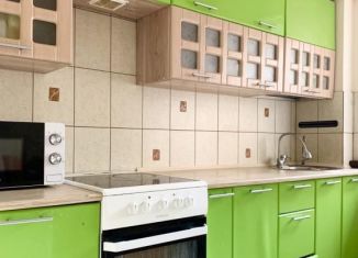 Продам 2-комнатную квартиру, 53.5 м2, деревня Новолисиха, Кленовая улица, 14