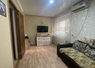 Продам 2-ком. квартиру, 32 м2, Армавир, Академическая улица, 7