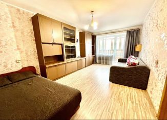 Сдача в аренду 1-ком. квартиры, 50 м2, Калининград, улица 9 Апреля, 62, Ленинградский район