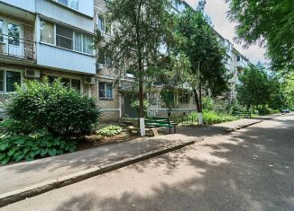 Продам 1-ком. квартиру, 34 м2, Краснодар, улица имени Калинина, 13к42