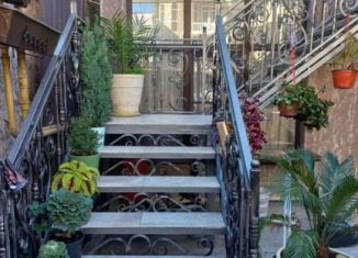 Сдается 1-комнатная квартира, 37 м2, Сочи, улица Крупской, 7, микрорайон Центральный