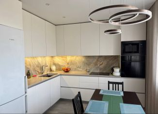 Сдается 2-ком. квартира, 85 м2, Новосибирск, улица Лескова, 25, ЖК Оазис