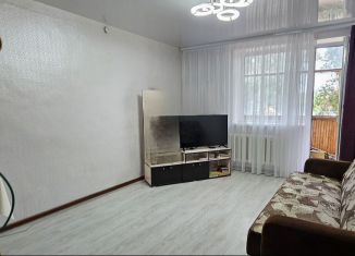 Продам 3-ком. квартиру, 60.6 м2, Маркс, 5-я линия, 58