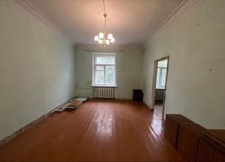 Продажа 2-комнатной квартиры, 53 м2, Асбест, Садовая улица, 24