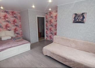 Сдам однокомнатную квартиру, 37 м2, Республика Башкортостан, Революционная улица, 56