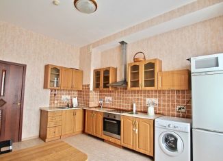 Сдаю в аренду 2-комнатную квартиру, 64 м2, Санкт-Петербург, Морская набережная, 37к5