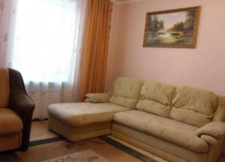 Продажа 2-комнатной квартиры, 70 м2, Евпатория, улица Революции, 25