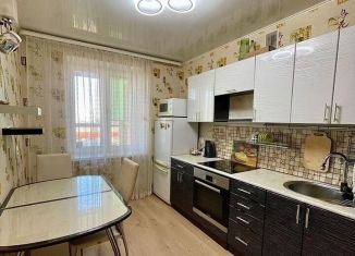 Сдам в аренду 1-ком. квартиру, 38 м2, Республика Башкортостан, улица Комарова, 8