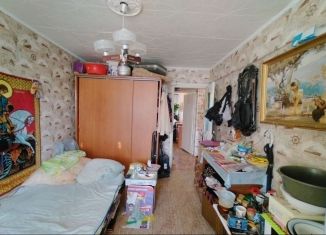 Сдам в аренду 1-ком. квартиру, 16 м2, Тобольск, 6-й микрорайон, 47