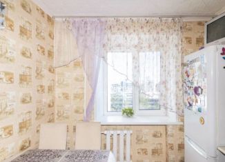 Продам 3-комнатную квартиру, 58.6 м2, Тюмень, улица Монтажников, 13