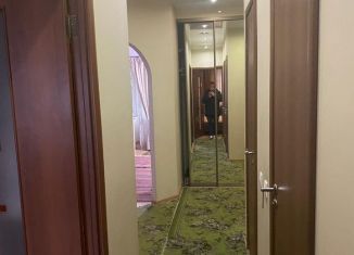 Продажа 3-ком. квартиры, 64 м2, Удмуртия, улица Карла Либкнехта, 6