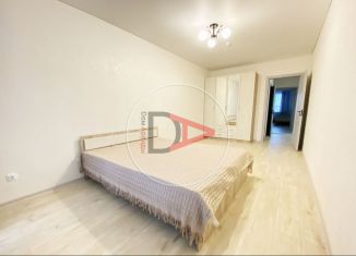 Трехкомнатная квартира в аренду, 106 м2, Республика Башкортостан, улица Октябрьской Революции, 62/1