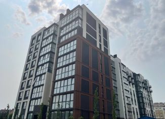 Продам двухкомнатную квартиру, 62.5 м2, Калининград