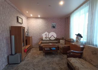 Продаю 3-комнатную квартиру, 64 м2, Новосибирск, метро Золотая Нива, улица Никитина, 144