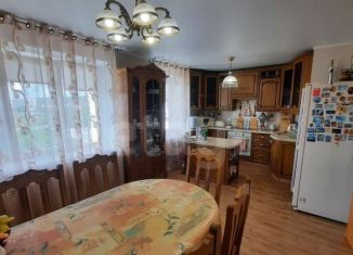 4-ком. квартира на продажу, 110 м2, Златоуст, квартал Южноуральский, 1