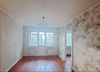 Продаю 2-комнатную квартиру, 44.8 м2, Златоуст, улица имени А.С. Грибоедова, 18