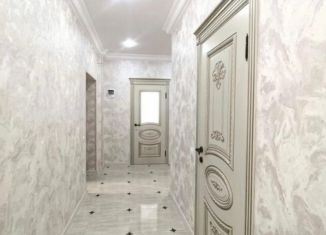 Продается 2-ком. квартира, 83 м2, Махачкала, Ленинский внутригородской район, улица Металлургов, 22