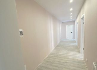 Продам 3-комнатную квартиру, 85.3 м2, Калининград, Коммунистическая улица, 127к3