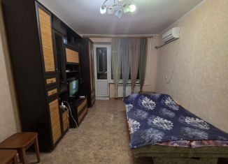 Продажа однокомнатной квартиры, 30 м2, Таганрог, улица Сергея Шило, 167-6