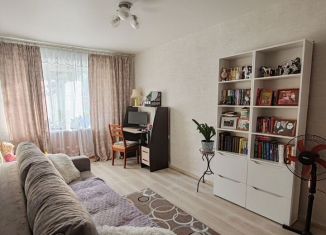 Продаю 3-ком. квартиру, 57.8 м2, село Бакалы, площадь Ворошилова, 13