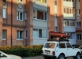 Продам двухкомнатную квартиру, 70.1 м2, Тюмень, улица Беляева, 37