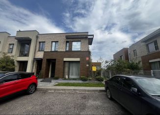 Продам трехкомнатную квартиру, 94 м2, поселок Мещерино, 6-й квартал, 23