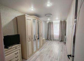 Продаю трехкомнатную квартиру, 60.1 м2, Новосибирск, метро Золотая Нива, Воинская улица, 110