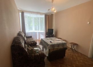 Продажа 3-комнатной квартиры, 56.5 м2, Кириши, улица Мира, 14