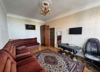 Сдаю в аренду 2-ком. квартиру, 52 м2, Махачкала, улица Мирзабекова, 62