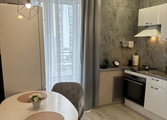 Продаю 1-ком. квартиру, 32.4 м2, село Осиновая Гора, ЖК Времена Года, улица Аркадия Шипунова, 46