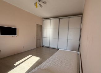 Сдам в аренду двухкомнатную квартиру, 60 м2, Республика Башкортостан, улица Строителей, 20