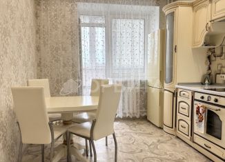 Продаю 1-комнатную квартиру, 40.8 м2, Тюмень, Широтная улица, 217