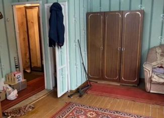 Продаю 1-ком. квартиру, 30 м2, Златоуст, улица Карла Маркса, 37А