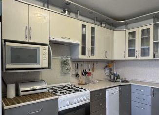 Сдам 1-ком. квартиру, 40 м2, Республика Башкортостан, улица Сагита Агиша, 16