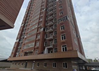 Продается 3-ком. квартира, 88 м2, Грозный, проспект Мохаммеда Али, 13А, 2-й микрорайон