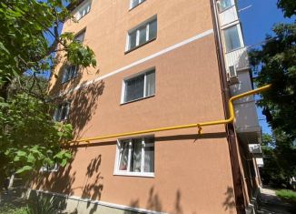 2-комнатная квартира на продажу, 45 м2, Армавир, Черноморская улица, 24