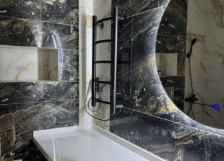 1-комнатная квартира на продажу, 41 м2, Калининград, улица Фёдора Воейкова, 11