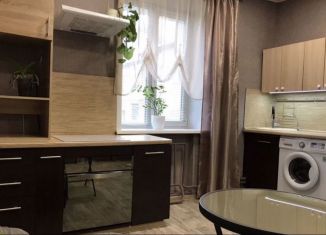 Продам 2-ком. квартиру, 46.3 м2, Белово, улица Чкалова, 29