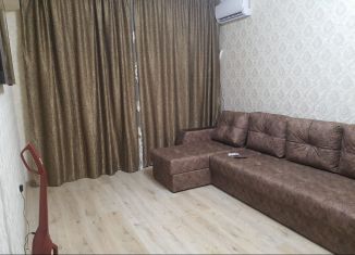 Продаю 1-комнатную квартиру, 38 м2, Магнитогорск, проспект Ленина, 18