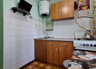 Продаю однокомнатную квартиру, 30.3 м2, Керчь, улица Кирова, 81