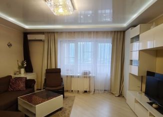 Продам 1-ком. квартиру, 49 м2, Тульская область, улица Максима Горького, 1Г
