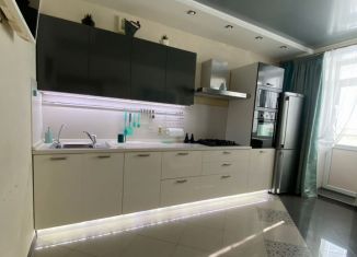 Сдаю в аренду однокомнатную квартиру, 51 м2, Пенза, улица Бакунина, 137