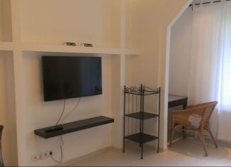 Сдам в аренду 1-ком. квартиру, 45 м2, Москва, Измайловский проезд, 14к2, ВАО